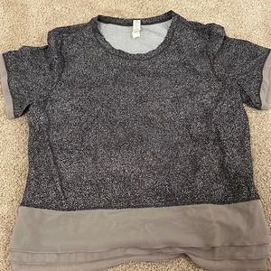 LULULEMON Athletic Shirt Size 6